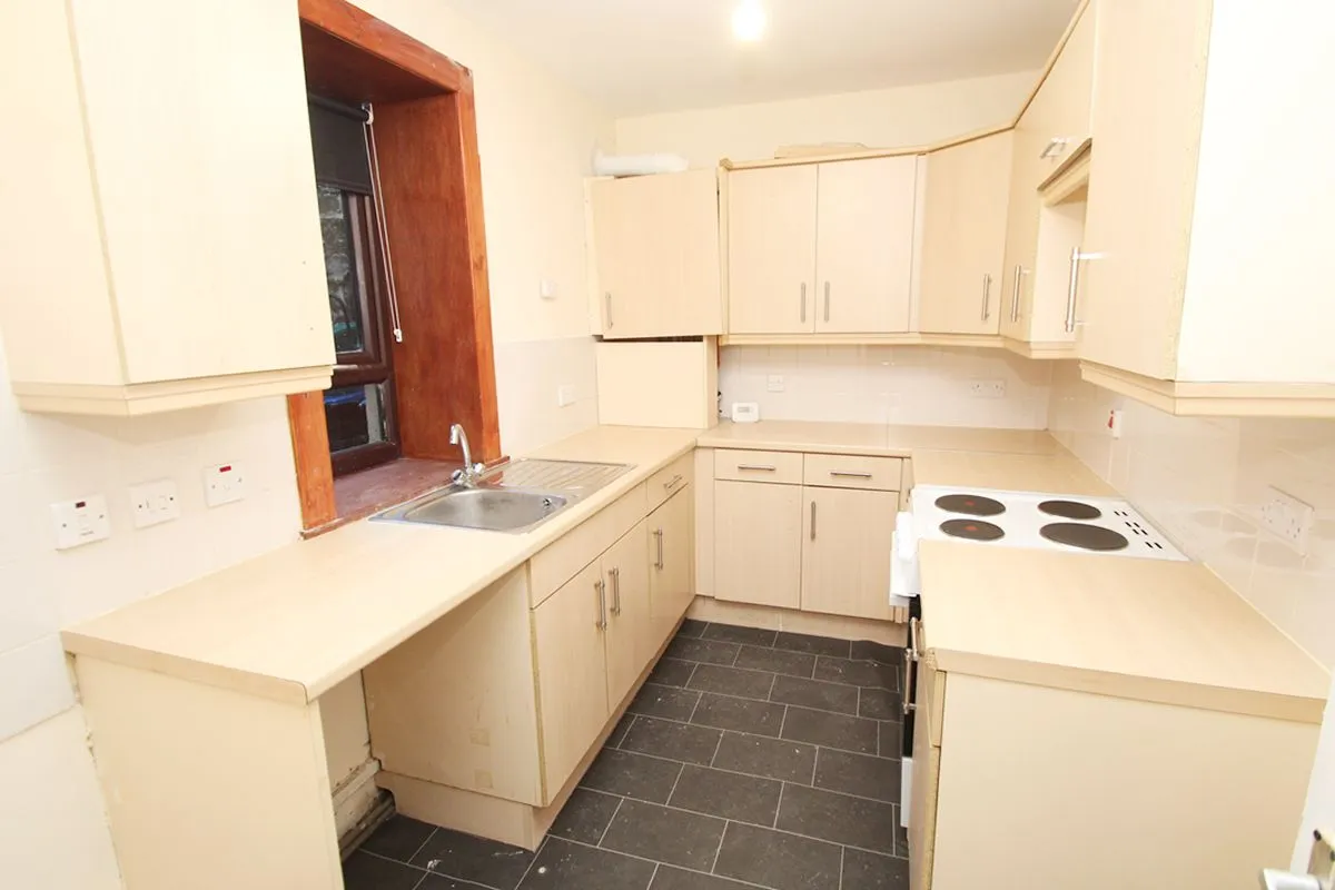 1 Bedroom   Flat