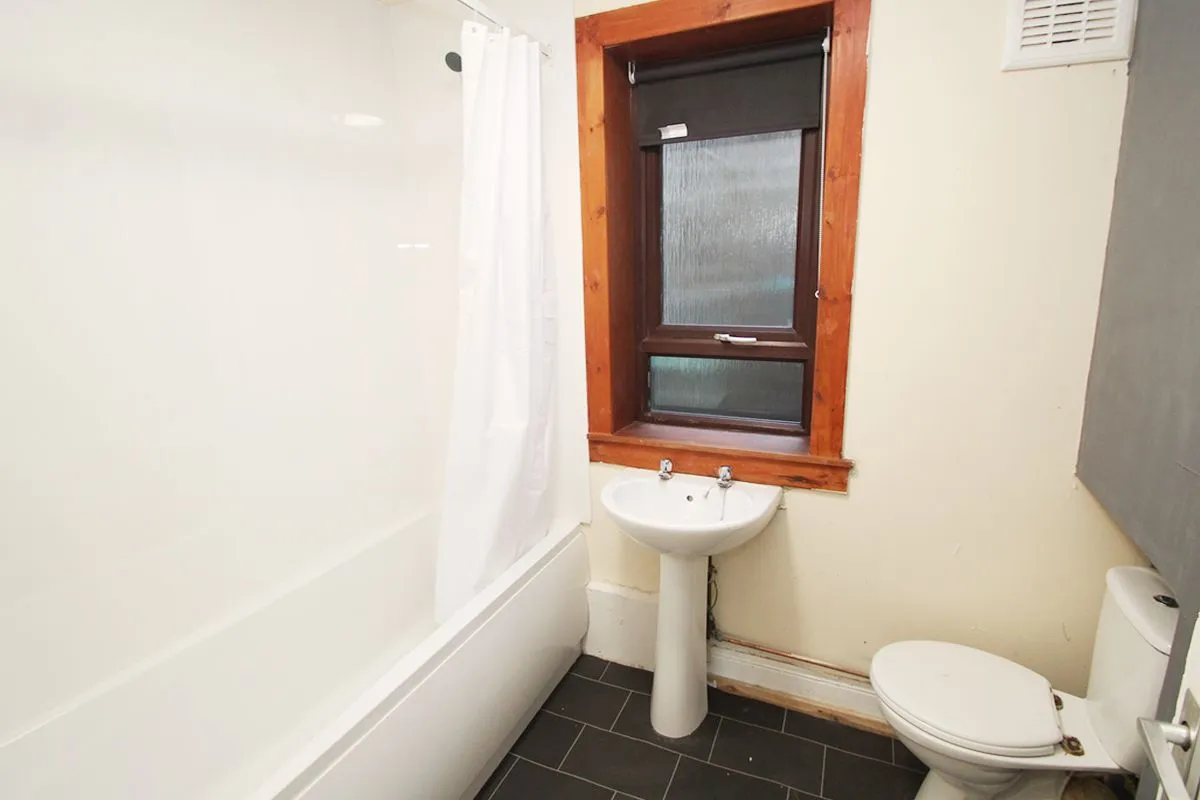 1 Bedroom   Flat