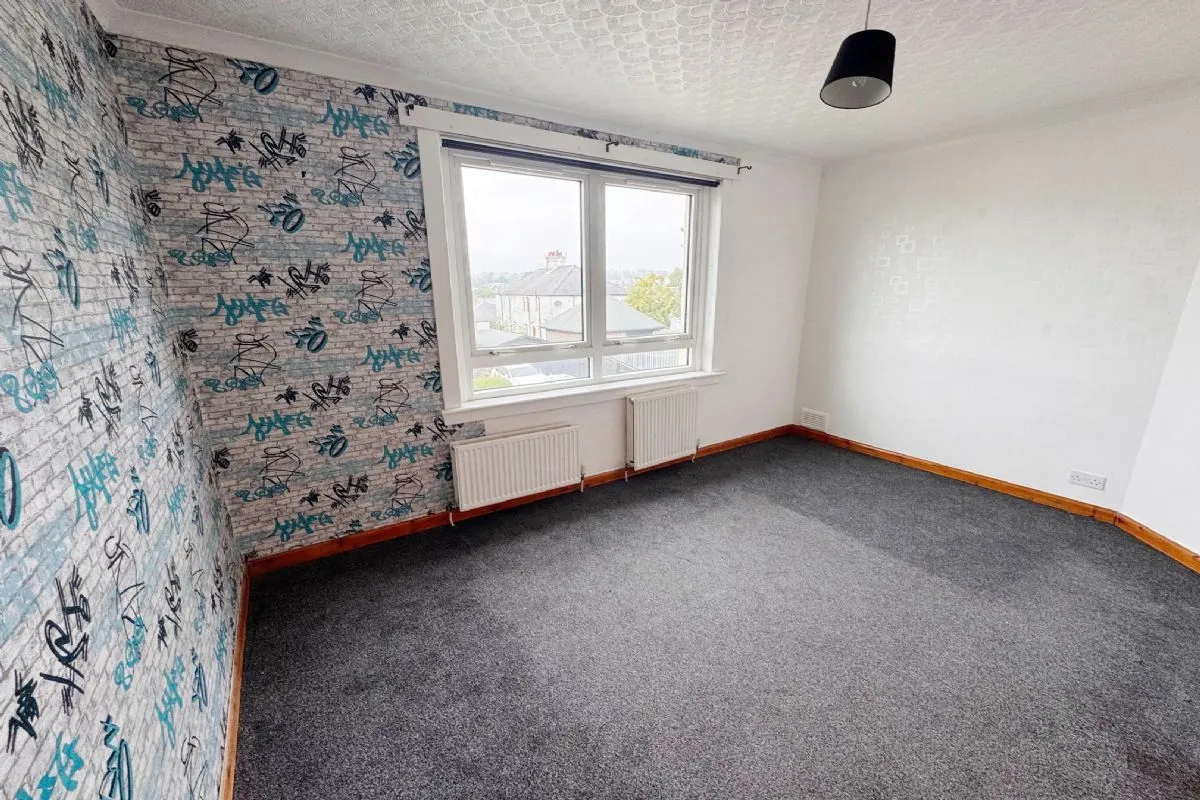 2 Bedroom   Flat