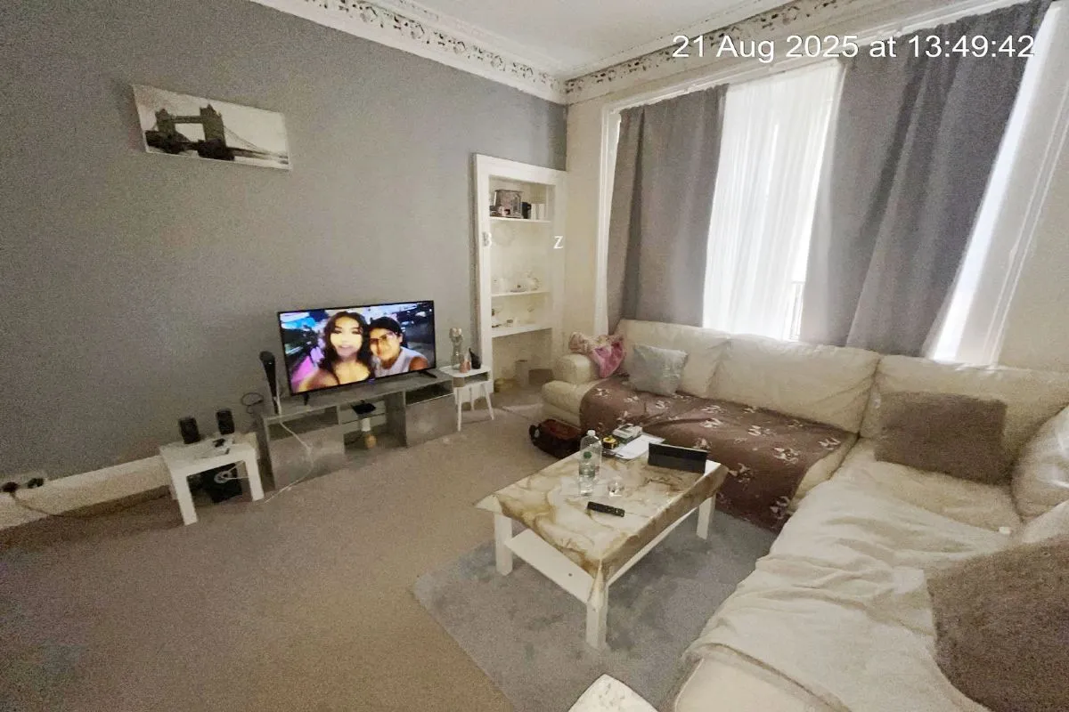 2 Bedroom   Flat