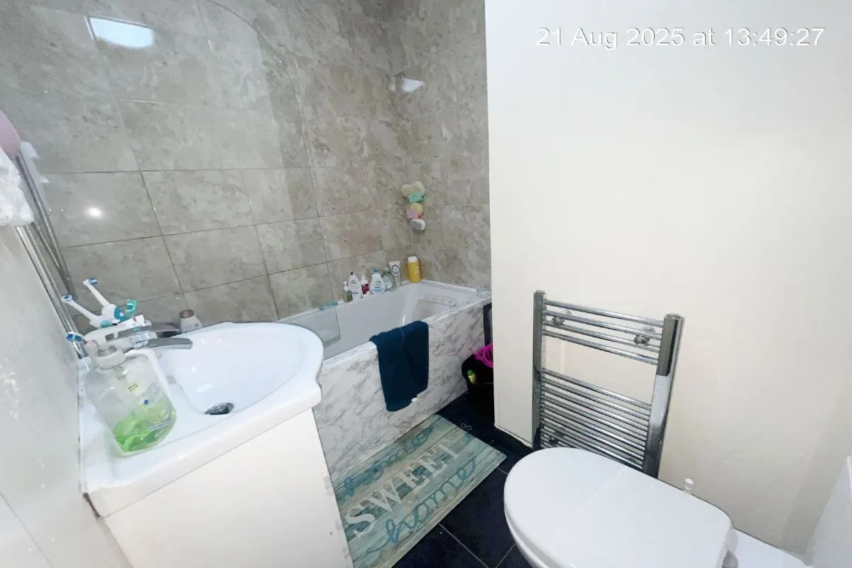 2 Bedroom   Flat