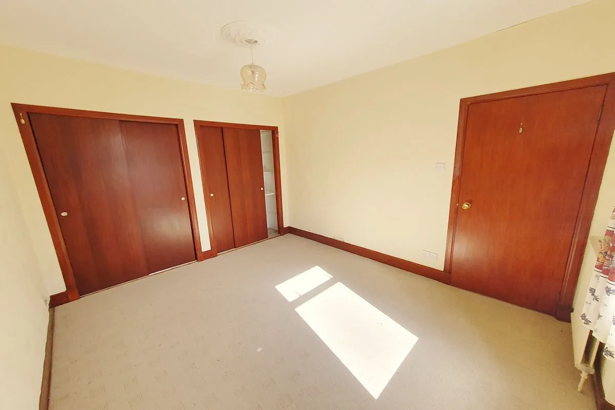 2 Bedroom   Flat