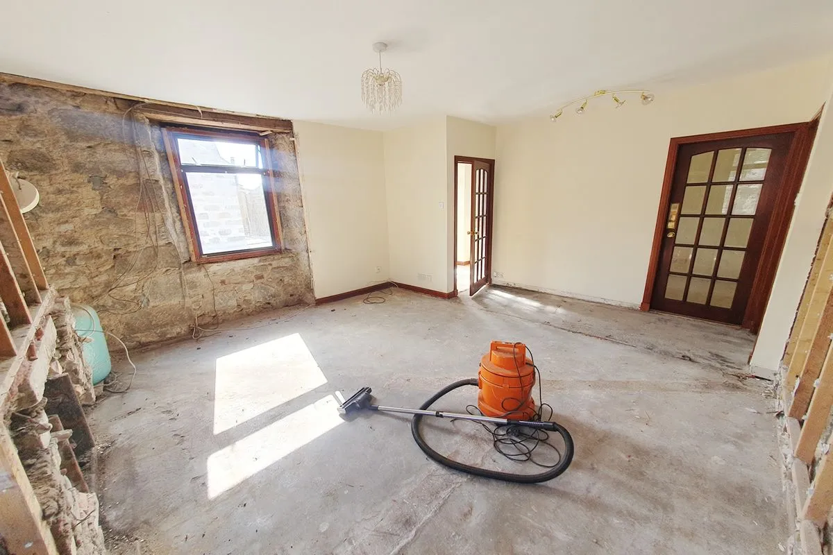 2 Bedroom   Flat