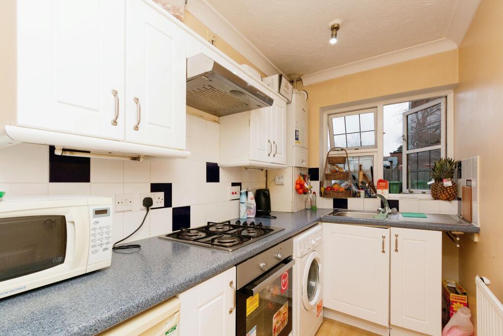 1 bed Apartment