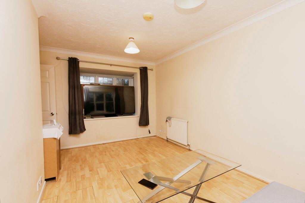 1 bed Apartment