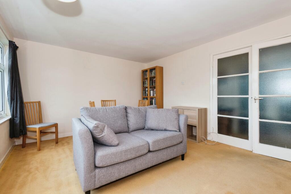 2 bed Apartment