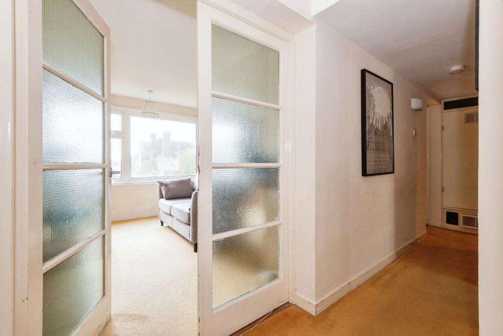 2 bed Apartment