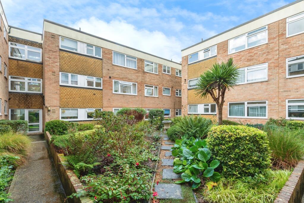 2 bed Apartment