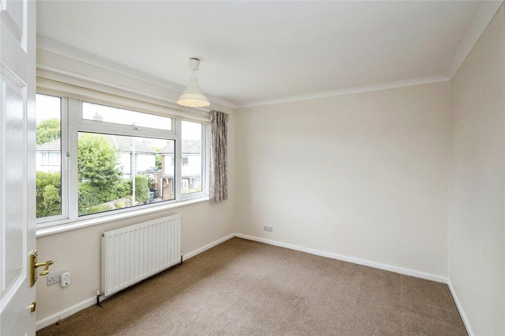 4 bed Detached