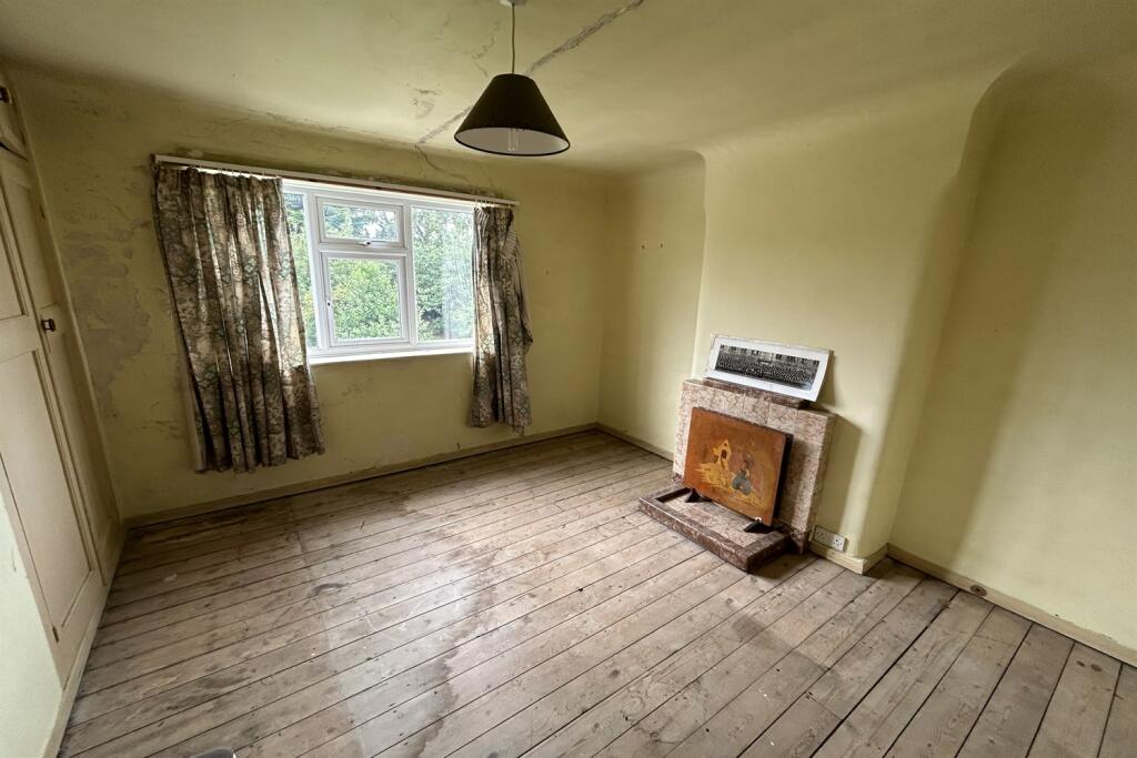 3 bed Semi-Detached
