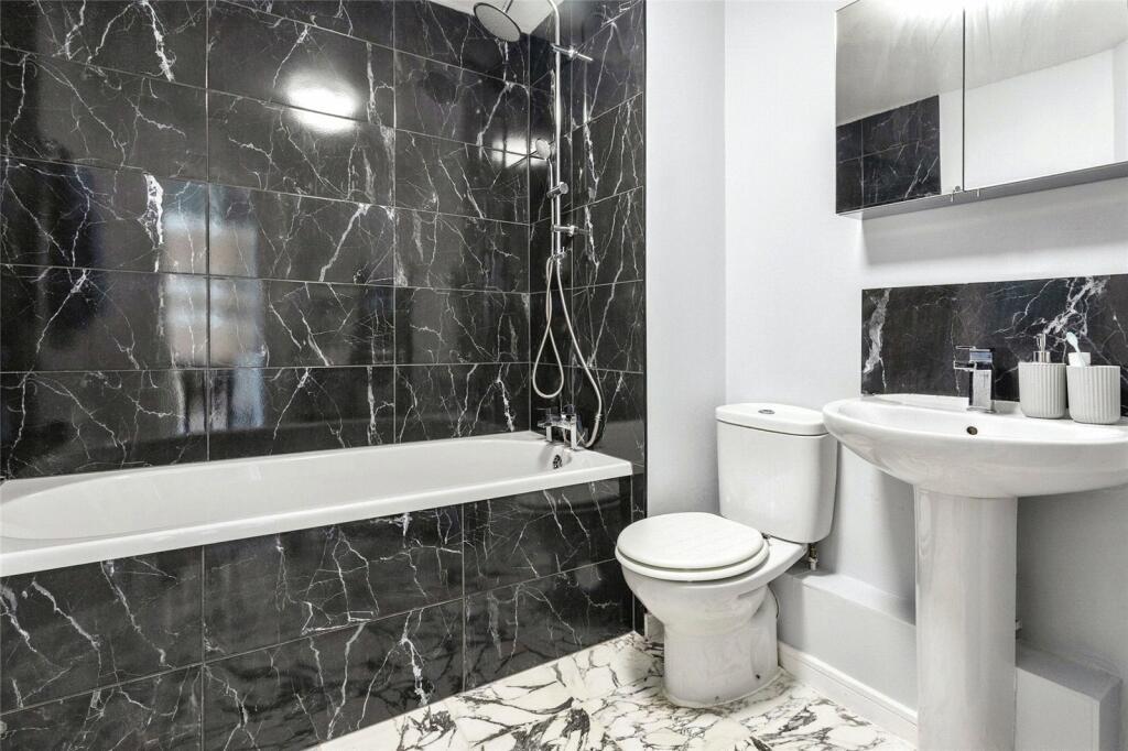 2 bed Apartment
