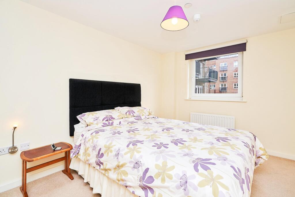 1 bed Apartment