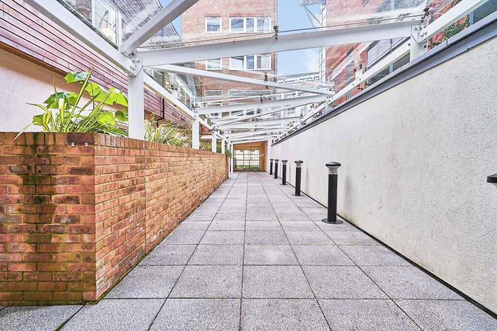 1 bed Apartment