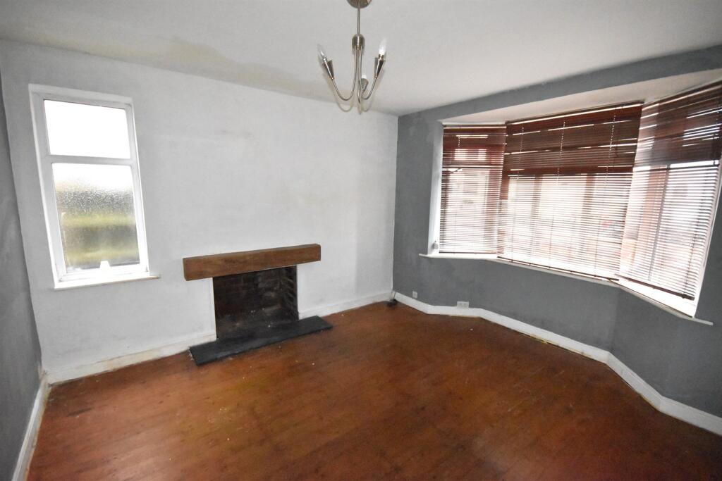 2 bed Semi-Detached