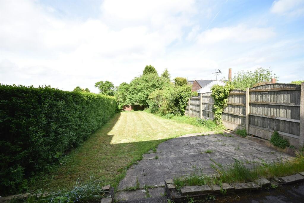 2 bed Semi-Detached
