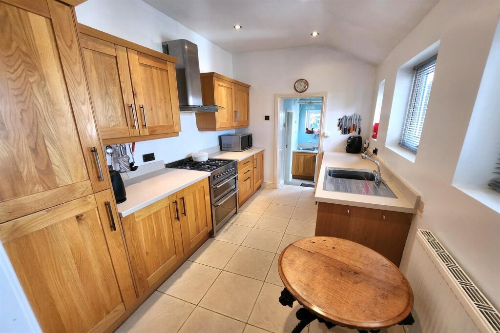 3 bed Semi-Detached