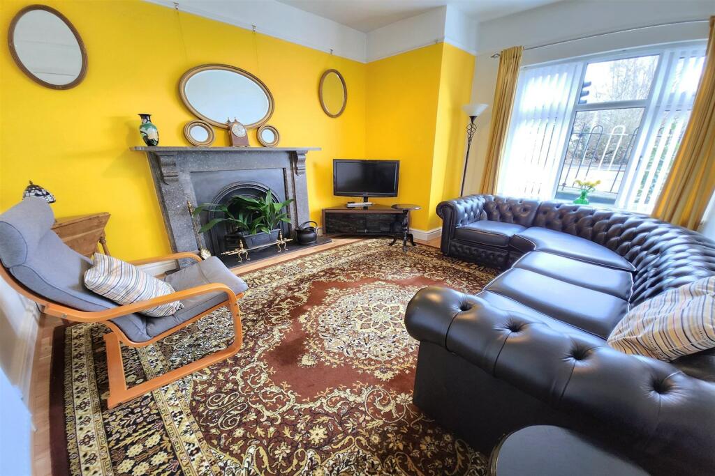 3 bed Semi-Detached