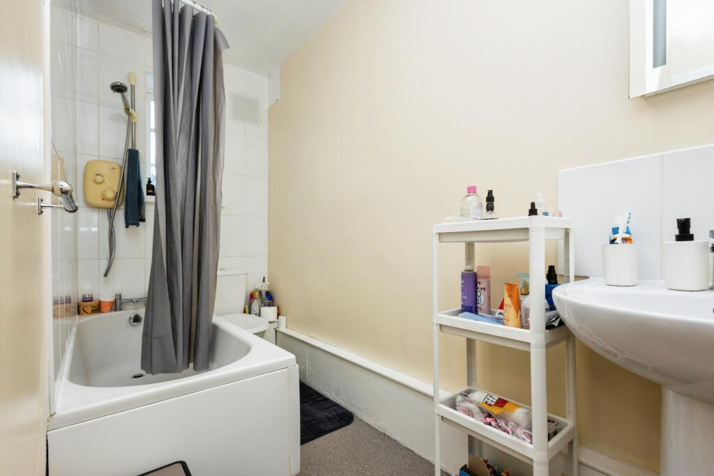 1 bed Apartment