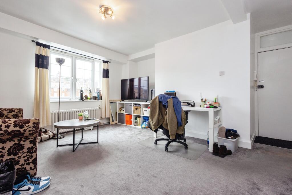 1 bed Apartment