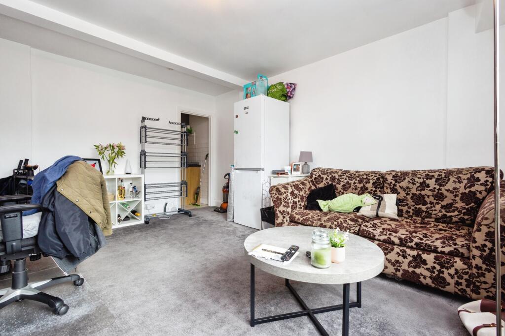 1 bed Apartment