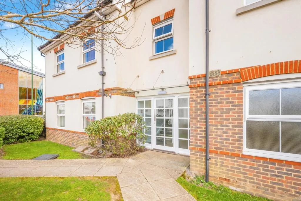 2 bed Apartment