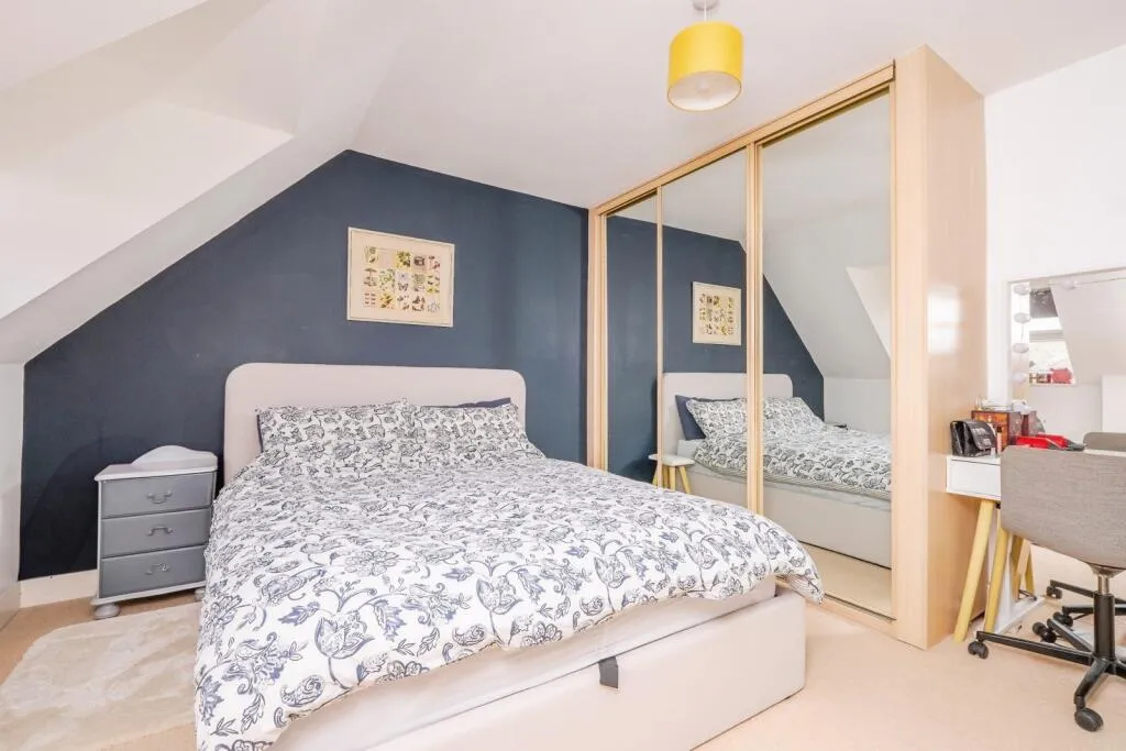 2 bed Apartment