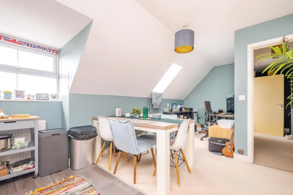 2 bed Apartment