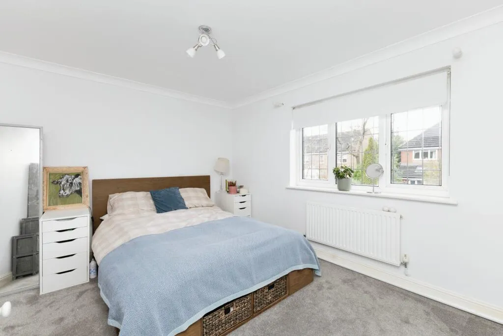 4 bed Detached
