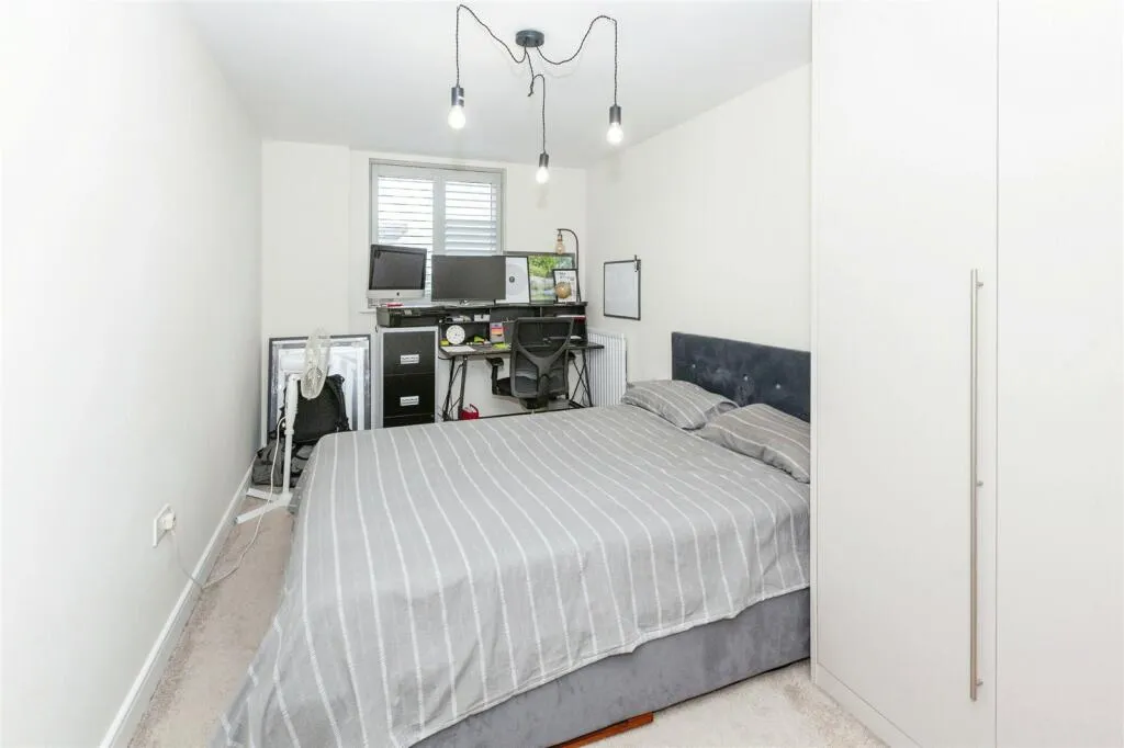 2 bed Apartment