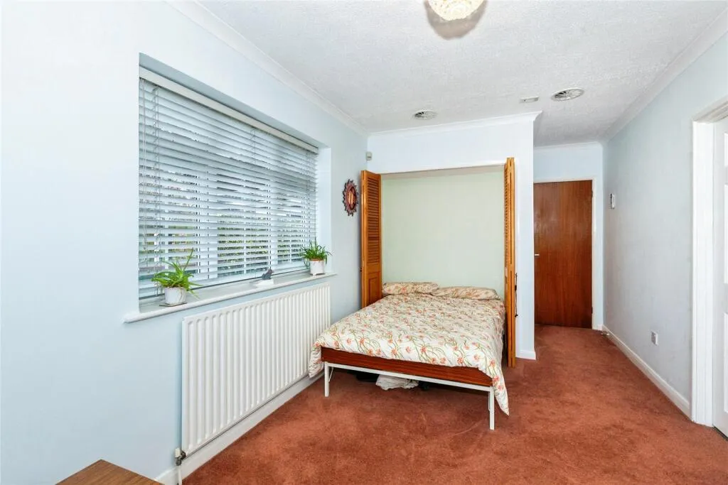 3 bed Detached Bungalow