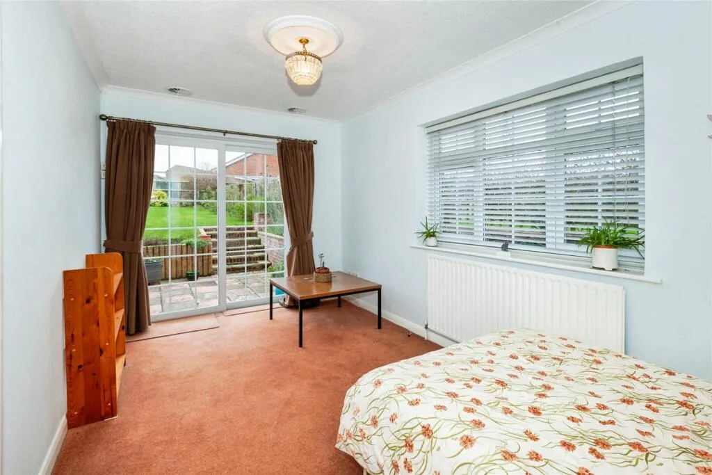 3 bed Detached Bungalow