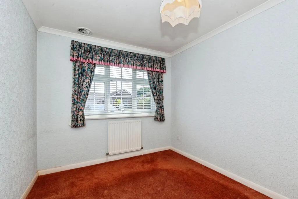 3 bed Detached Bungalow