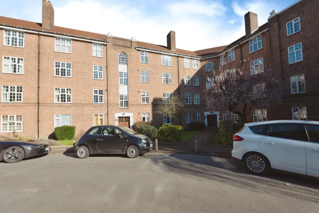 2 bed Apartment