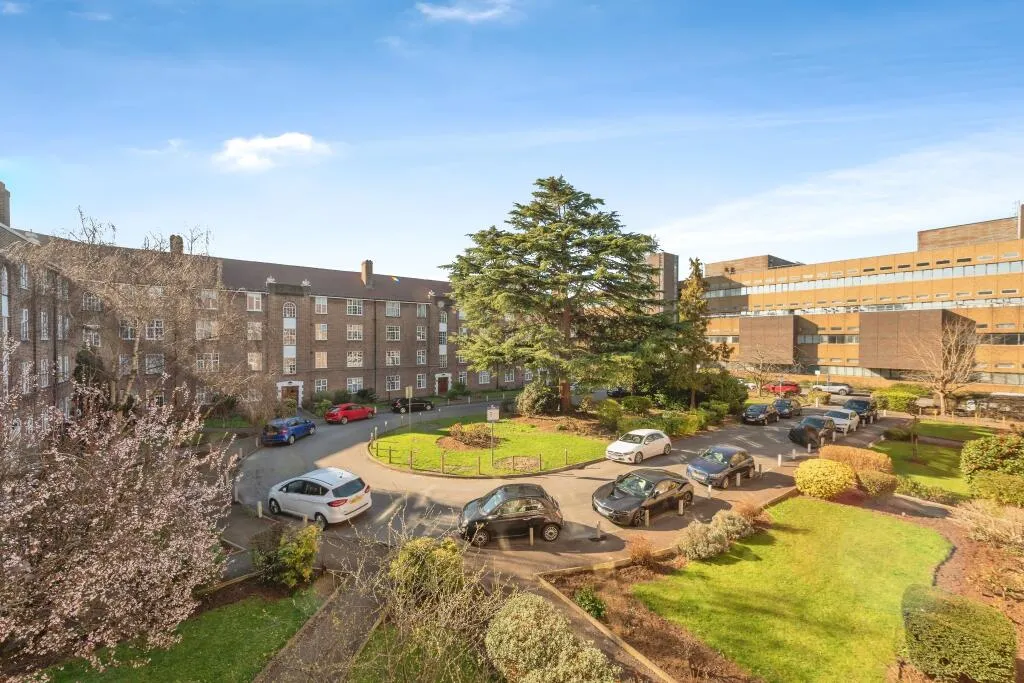 2 bed Apartment