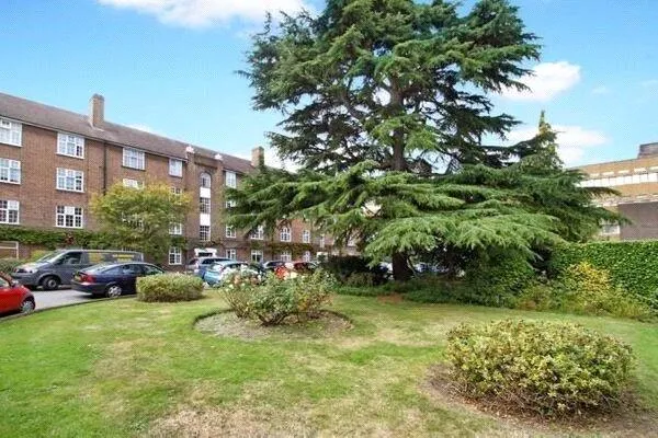 2 bed Apartment