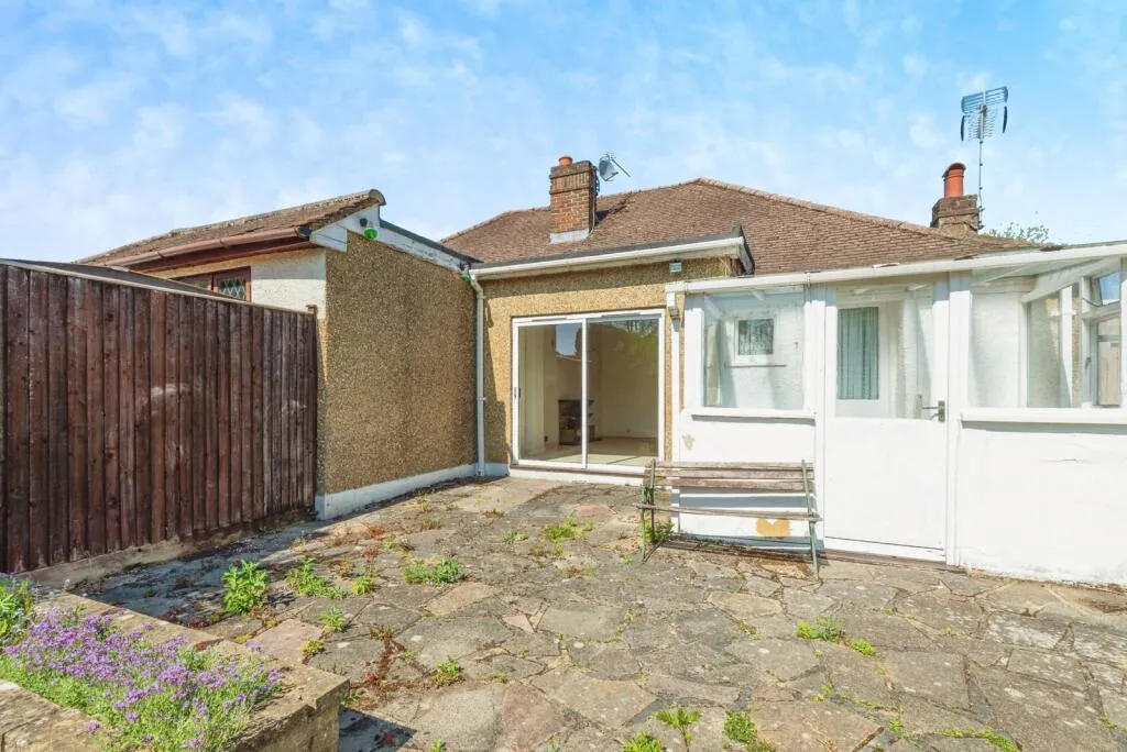 2 bed Bungalow