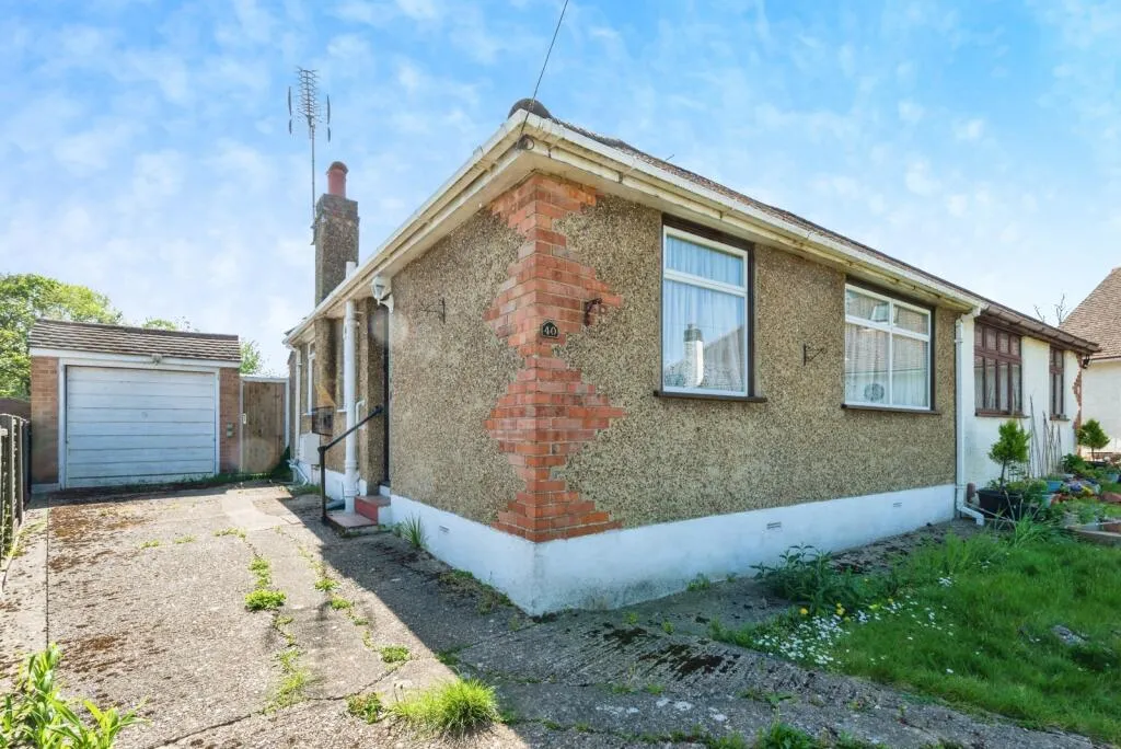 2 bed Bungalow