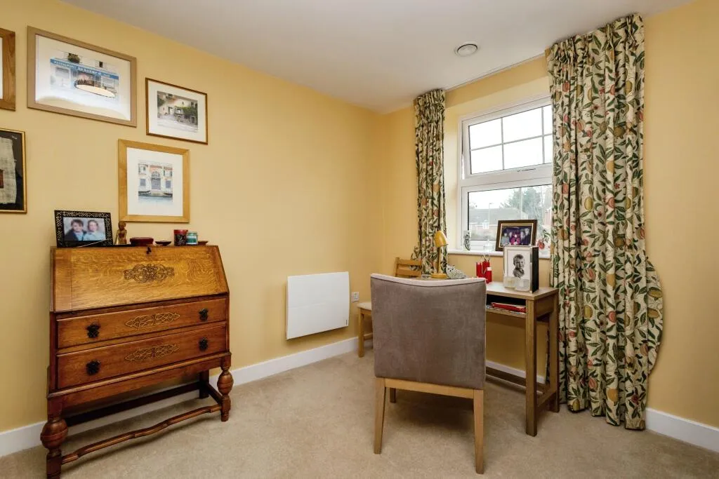 2 bed Retirement Property