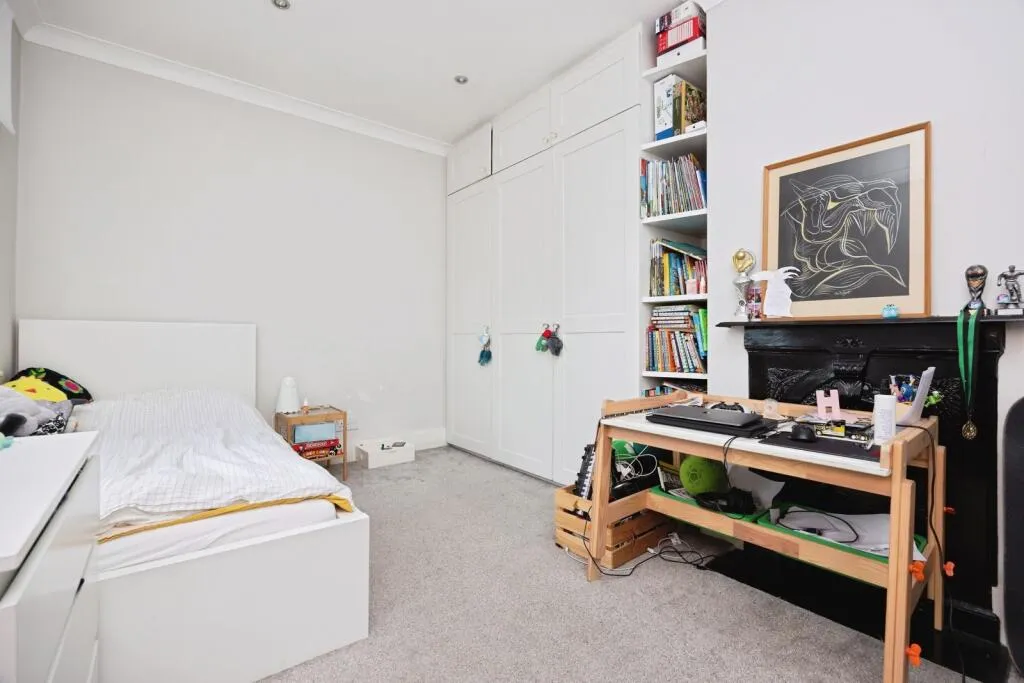 2 bed Terraced