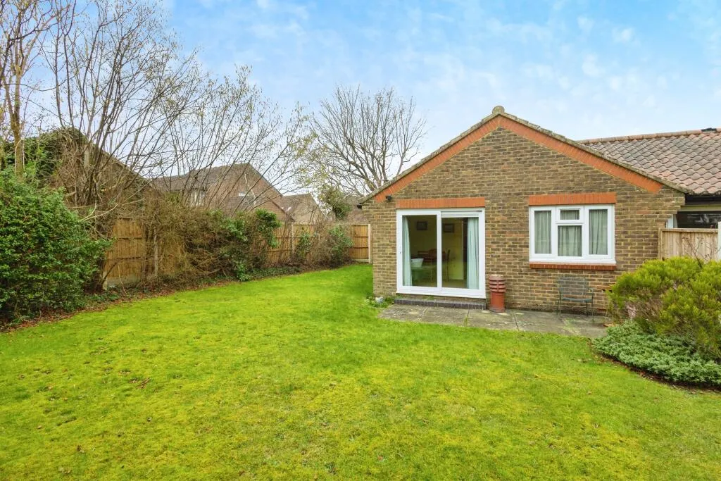 2 bed Semi-Detached Bungalow