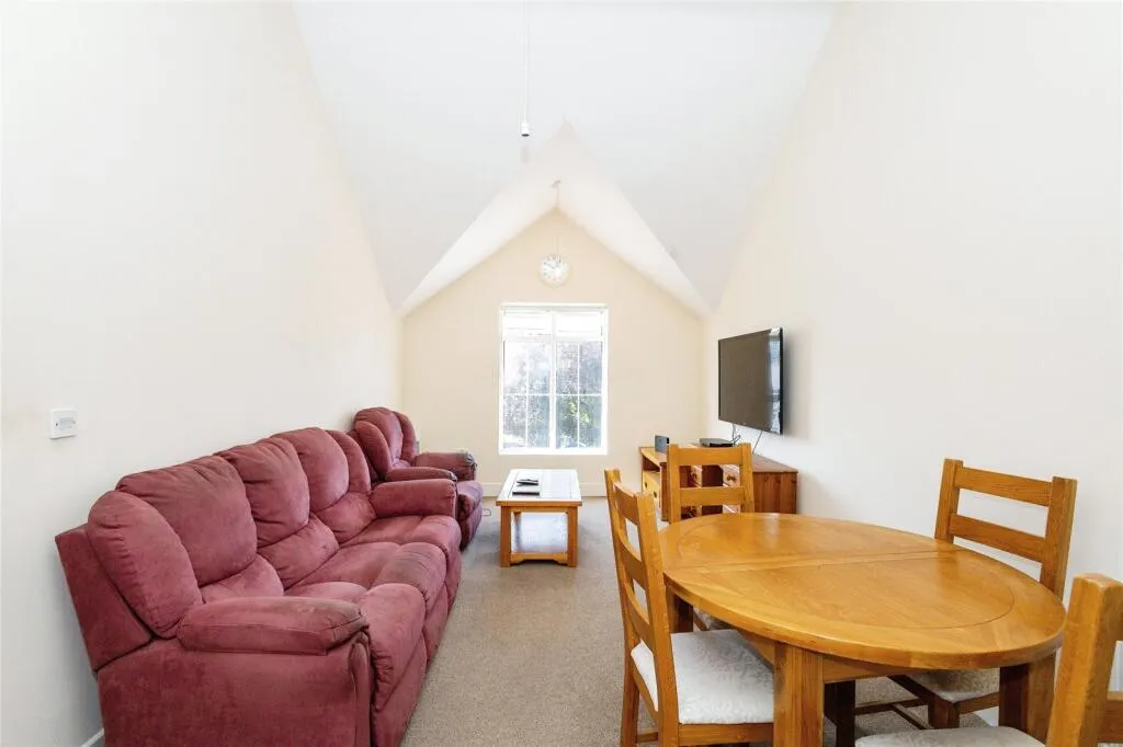 2 bed Apartment