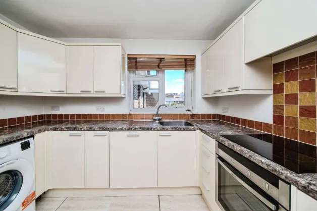 2 bed Apartment