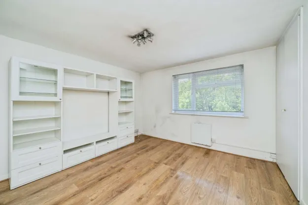 2 bed Apartment