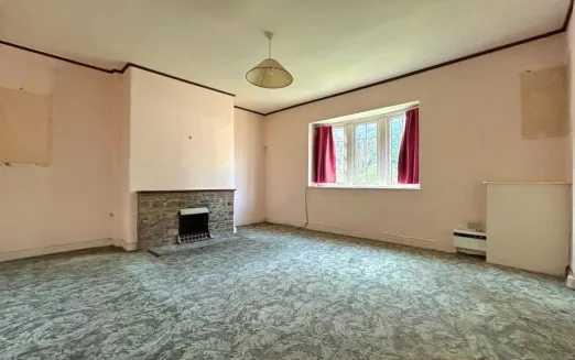 2 bed Semi-Detached
