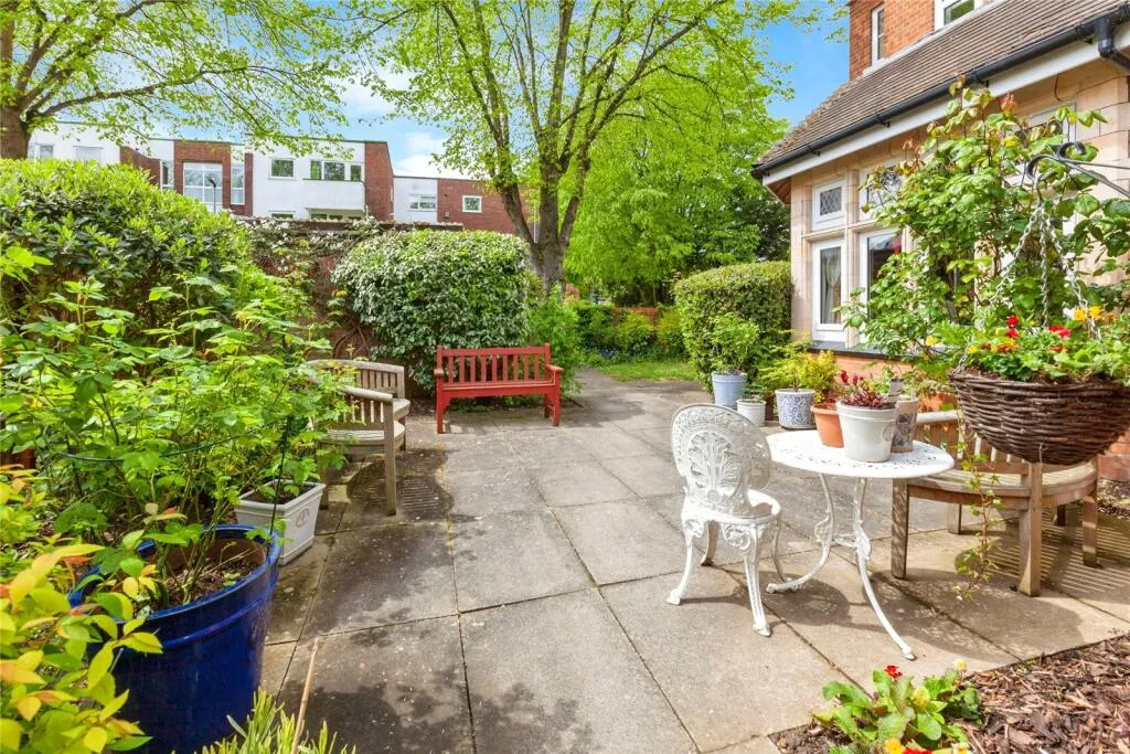 1 bed Retirement Property