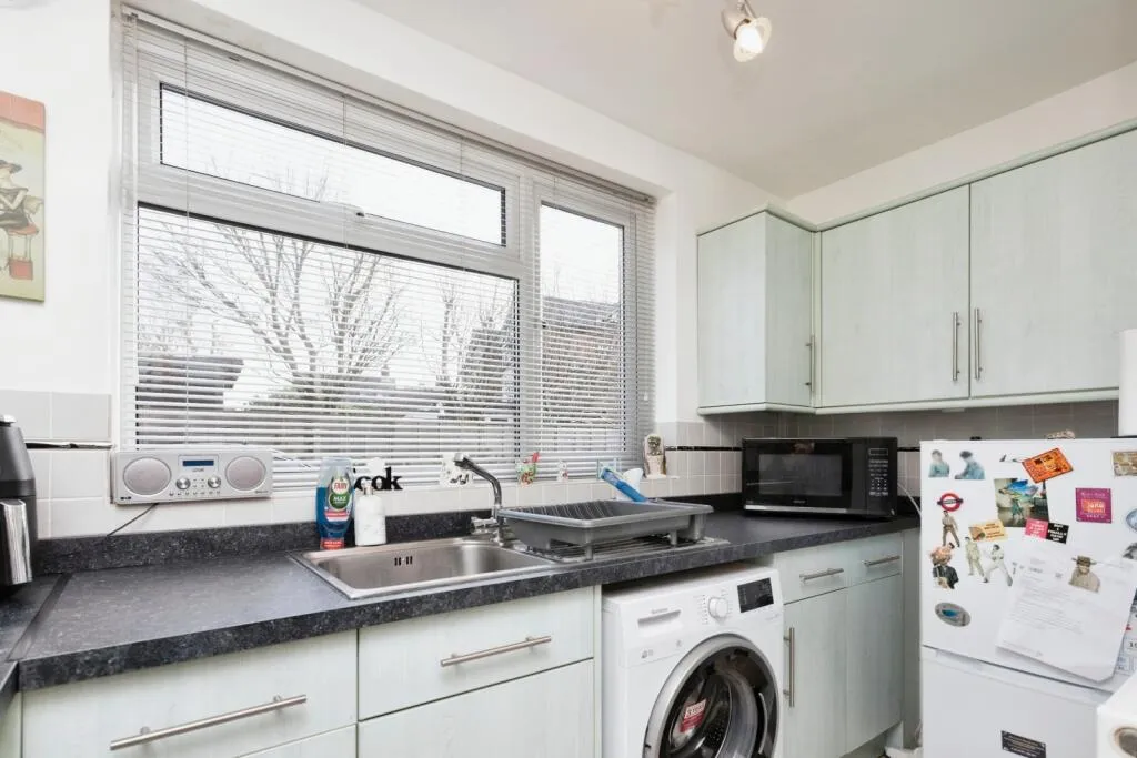 1 bed Ground Maisonette