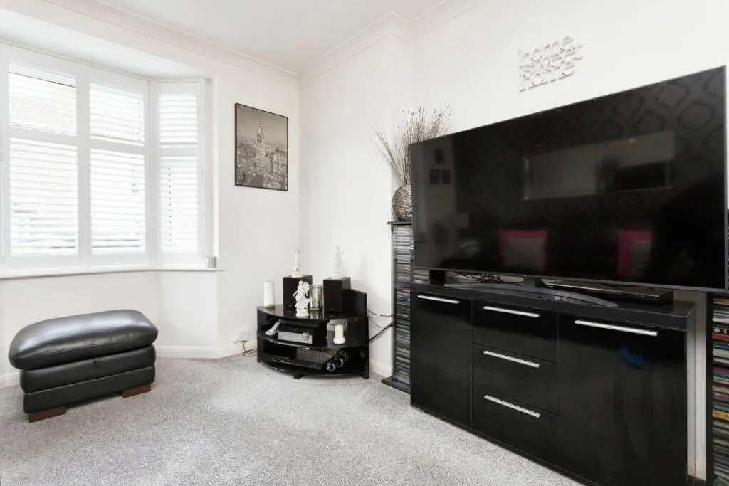 1 bed Ground Maisonette