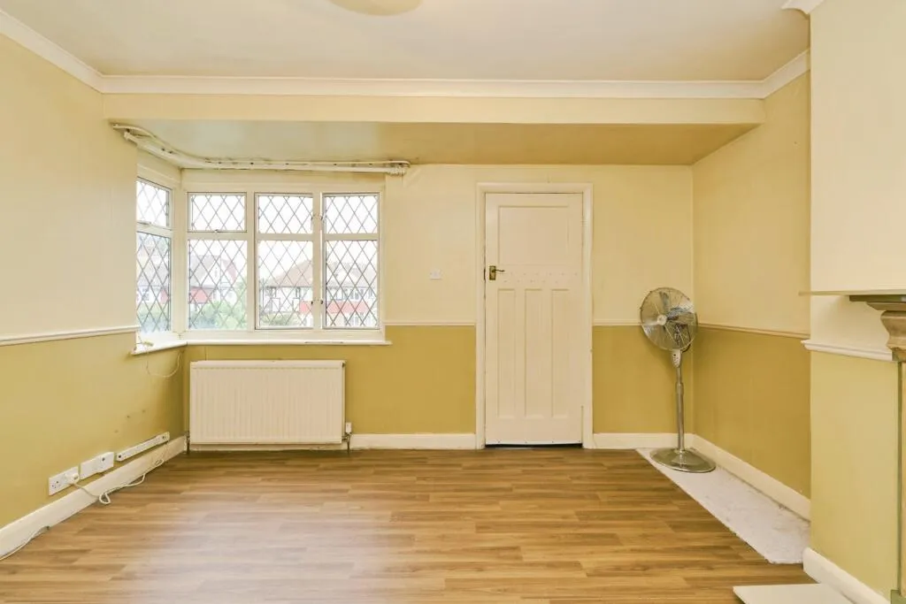 2 bed Maisonette