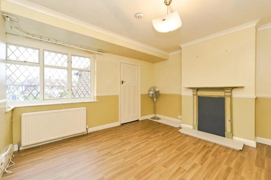 2 bed Maisonette