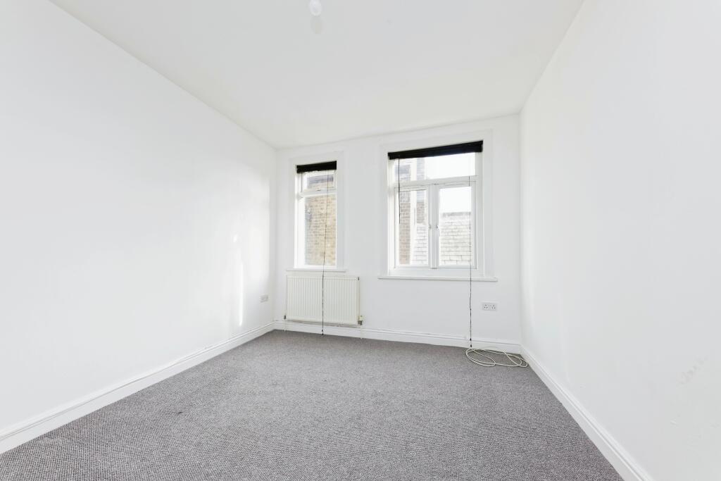 2 bed Apartment